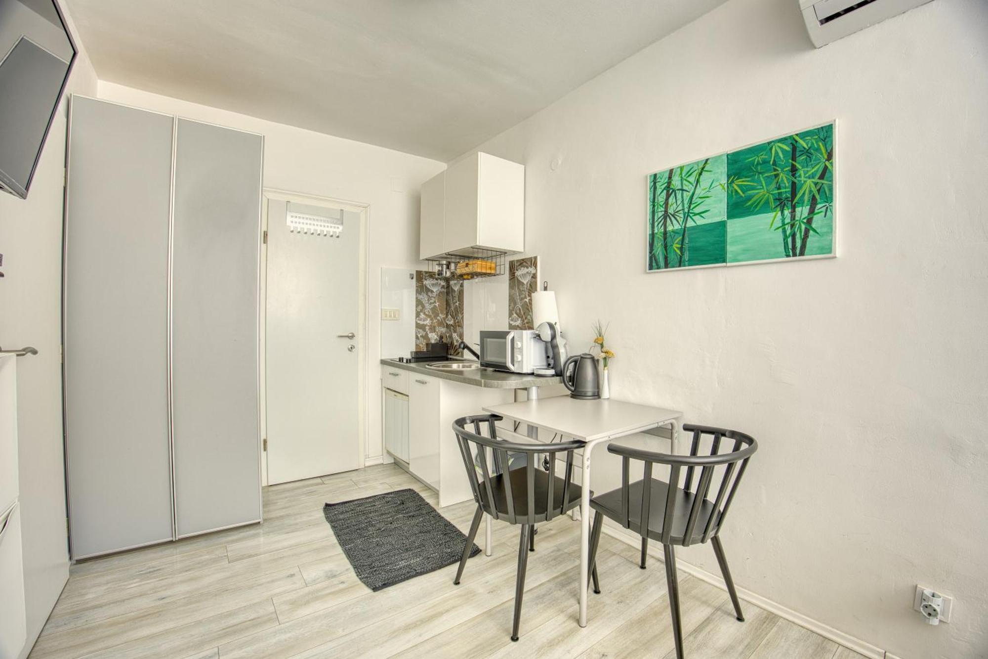 זאדאר Guest House Arsenal Accommodation מראה חיצוני תמונה