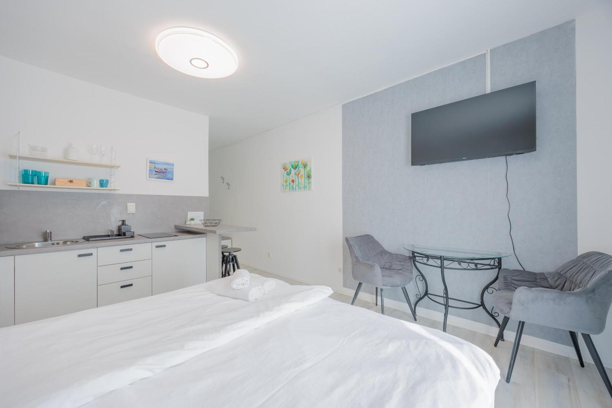זאדאר Guest House Arsenal Accommodation מראה חיצוני תמונה