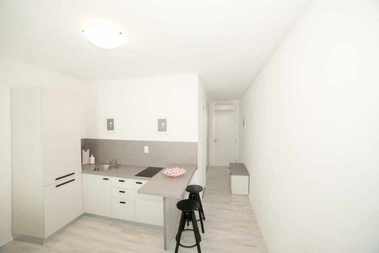 זאדאר Guest House Arsenal Accommodation מראה חיצוני תמונה